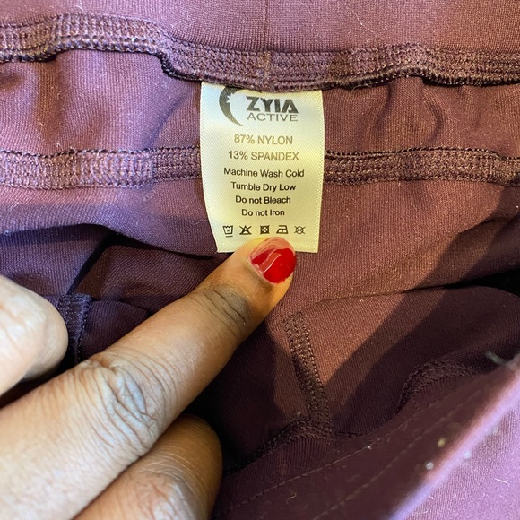 Zyia small plum unwind purple joggers… - Picture 5 of 6